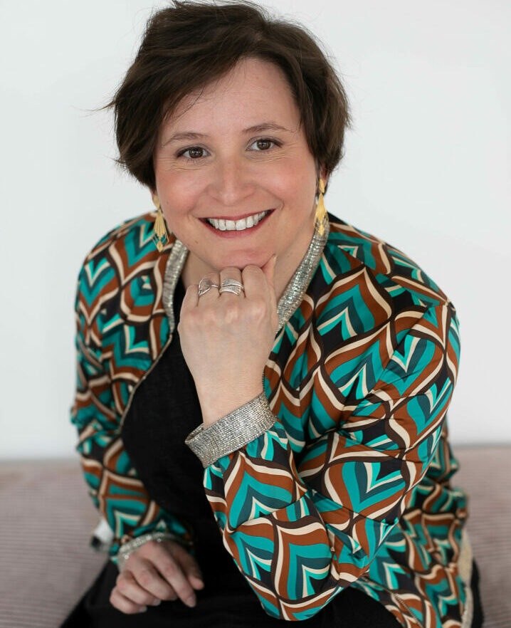 Portrait de Caroline Dauvergne, consultante et formatrice en soft skills, fondatrice d’Evolve Formation Conseil.