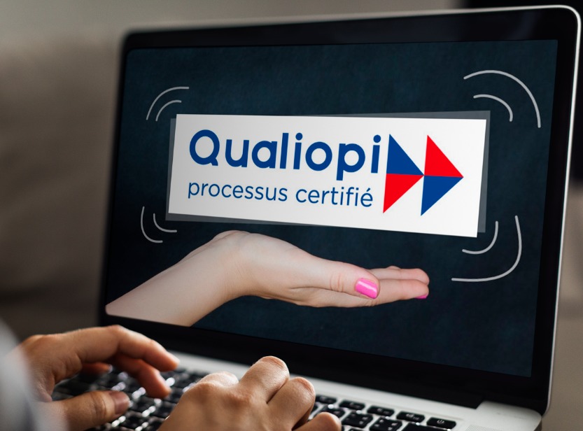 Logo Qualiopi processus certifié affiché sur un écran d’ordinateur pour un organisme de formation